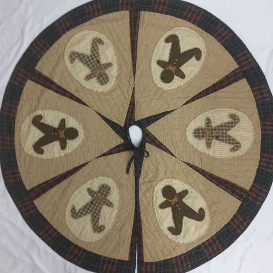 Christmas tree skirt hand made hand quilted patchwork embroidered Ginger bread plaid thick Heirloom by HOME HEART Brands(Made in India)
