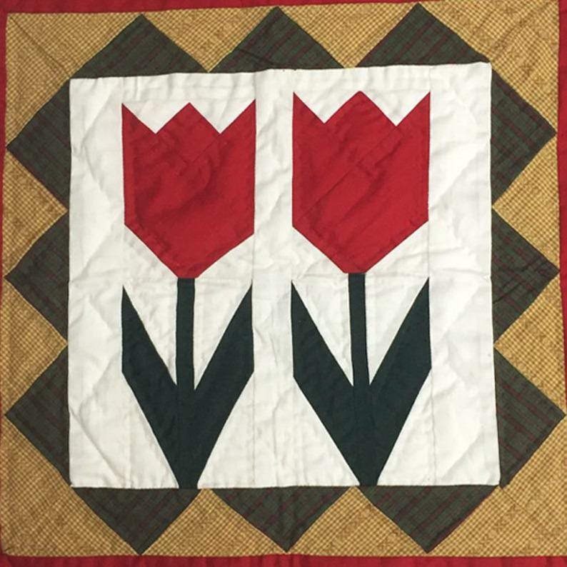 Hand made Hand quilted table accent piece, Block small Quilt, Table Topper Tulip calico cotton fabric by Home Heart brands (Made in India)