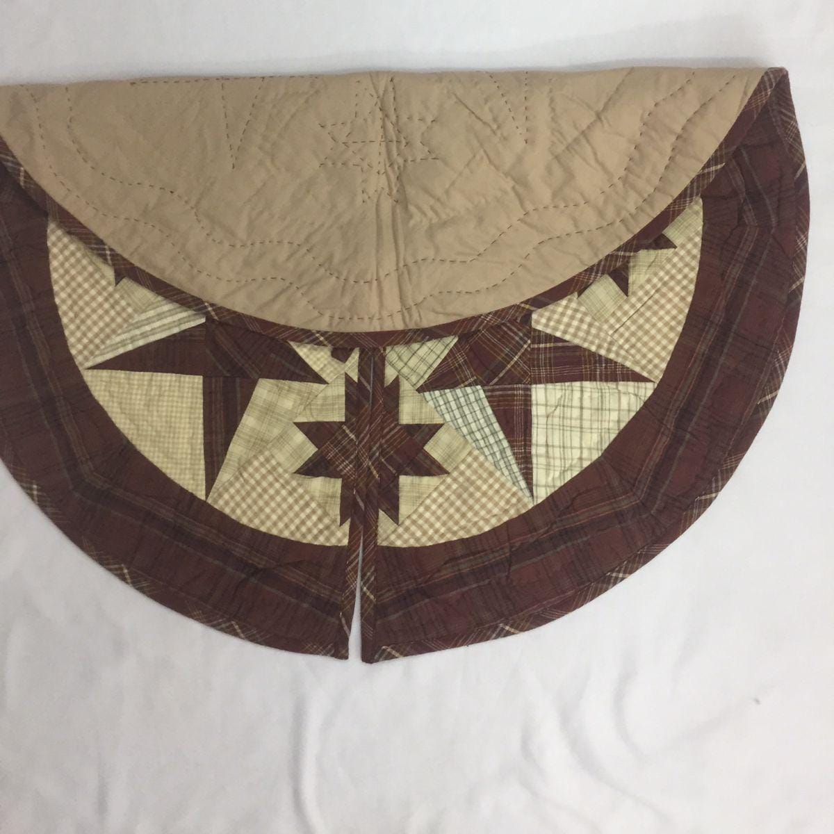 Christmas tree skirt hand made hand quilted patchwork colonial burgundy star Tree skirt with tie Thick Double Layer by HOME HEART Brands
