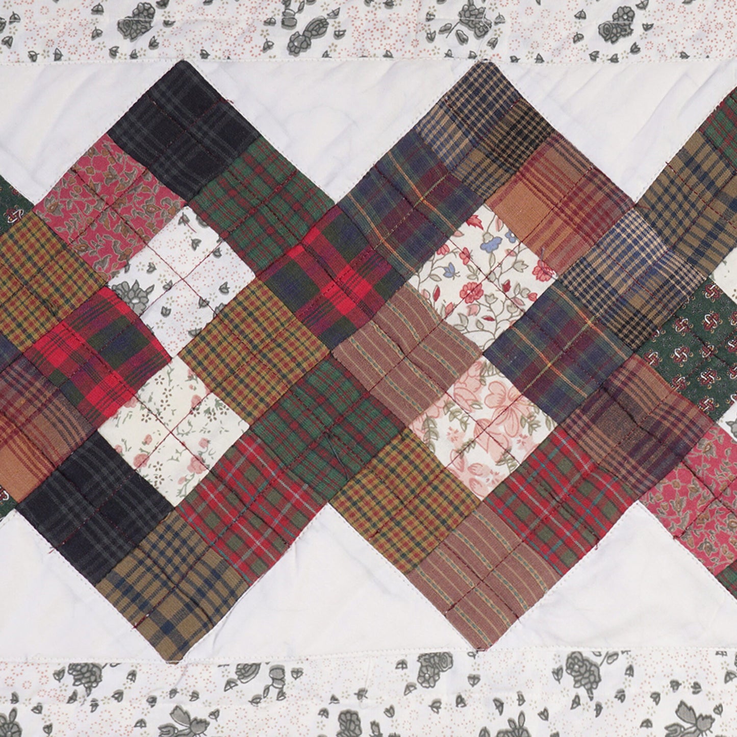 Quilted Table Runner & Toppers Patchwork country Chain link charms square calico cotton mix fabric by HOME HEART Brands(Made in India)
