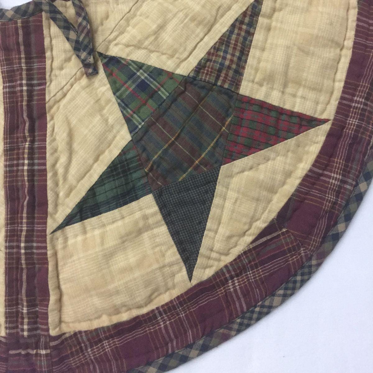 Christmas tree skirt hand made hand quilted Wishing star plaid patchwork Heirloom thick Quality by HOME HEART Brands (Made in India)