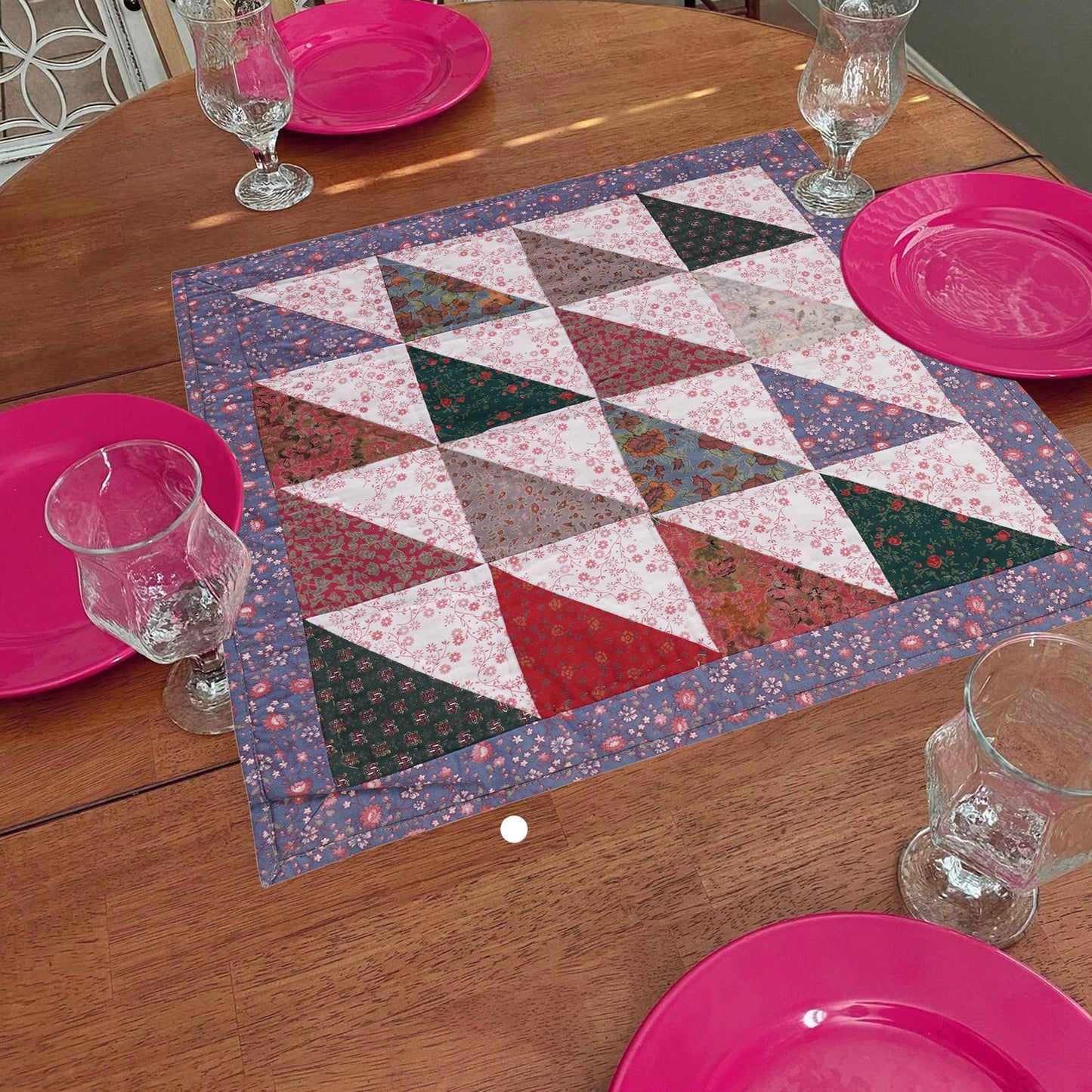Hand Quilted small quilt 20"x20" table topper,square block, wall hanging Calico Flying Geese rod pocket by HOME HEART Brands(Made in India)