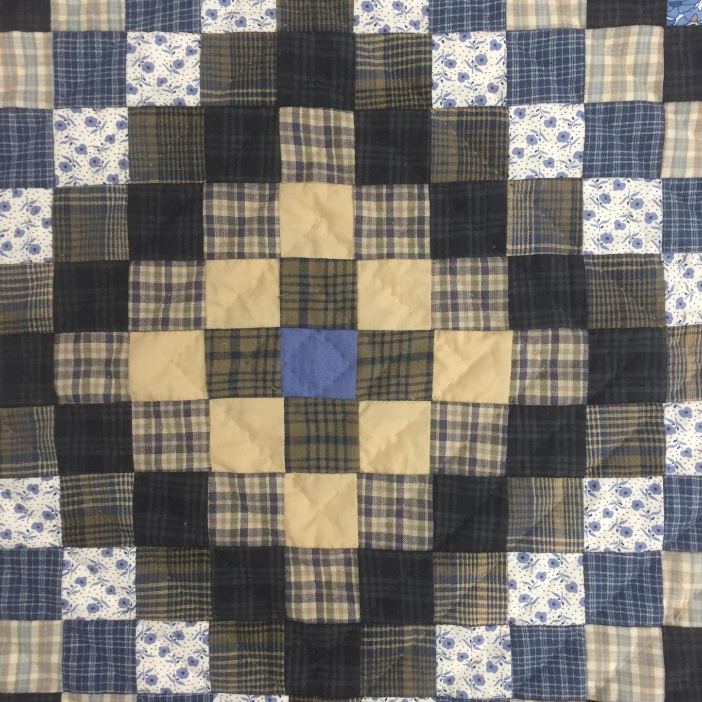 Hand made Hand quilted Block Quilt, Table Topper, Throw quilt cornflower cotton square zig zag quilt by Home Heart brands (Made in India)