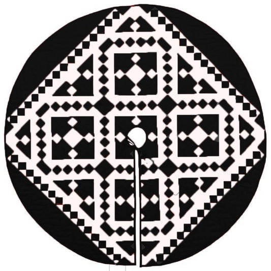 Christmas tree skirt hand made hand quilted patchwork country Black Diamond quilt Heirloom Quality by HOME HEART Brands(Made in India)