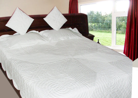 Victorian Lone Star Hand Quilted Patchwork Design off white calico Fabric bedspread quilts  by HOME HEART Brands