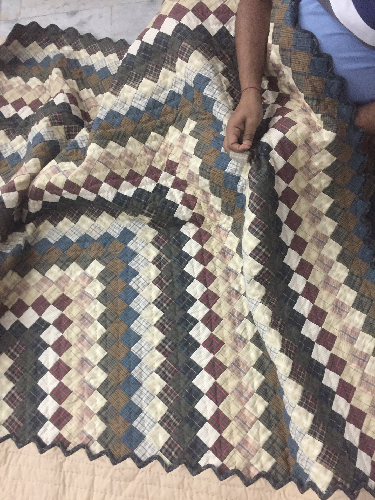 Make to order: Amish country Hand Quilted bedspread Quilt heirloom quality intricate size patchwork by HOME HEART Brands(Made in India)
