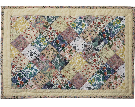 Quilted placemats Calico Country Floral