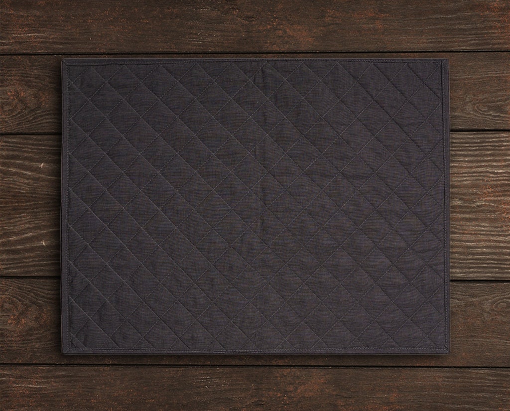 Quilted placemat table mat black 100% cotton chambray 14"X19" by HOME HEART Brands (made in INDIA)