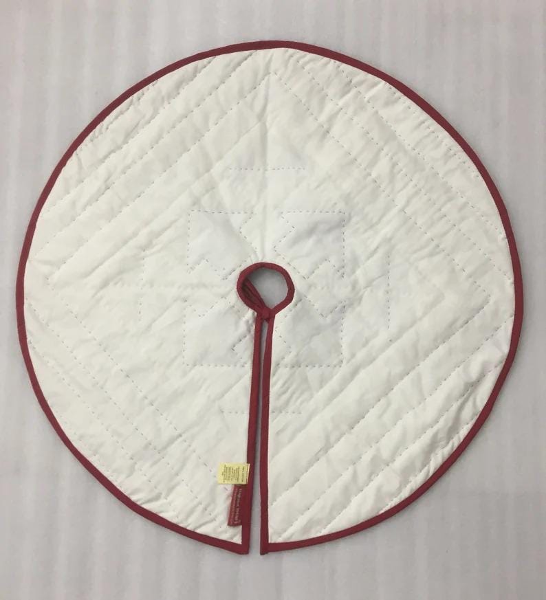 Christmas tree skirt hand made quilted patchwork Red Diamond calico Thick Double Layer Heirloom Quality by HOME HEART Brands(Made in India)