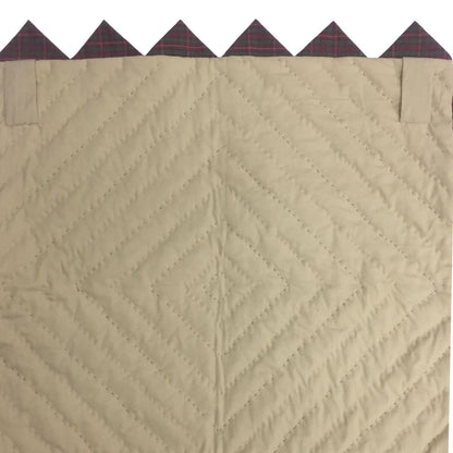 Hand quilted Block Quilt, Table Topper, Throw quilt Winterberry Garden Calico cotton zig zag quilt by Home Heart brands (Made in India)
