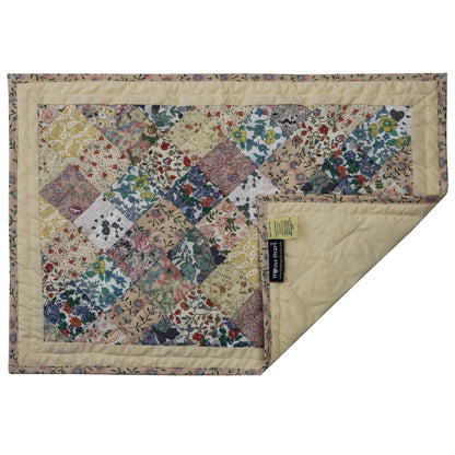 quilted placemats tablemats patchwork Calico Country Floral 14"X19" by HOME HEART Brands (Made in India)
