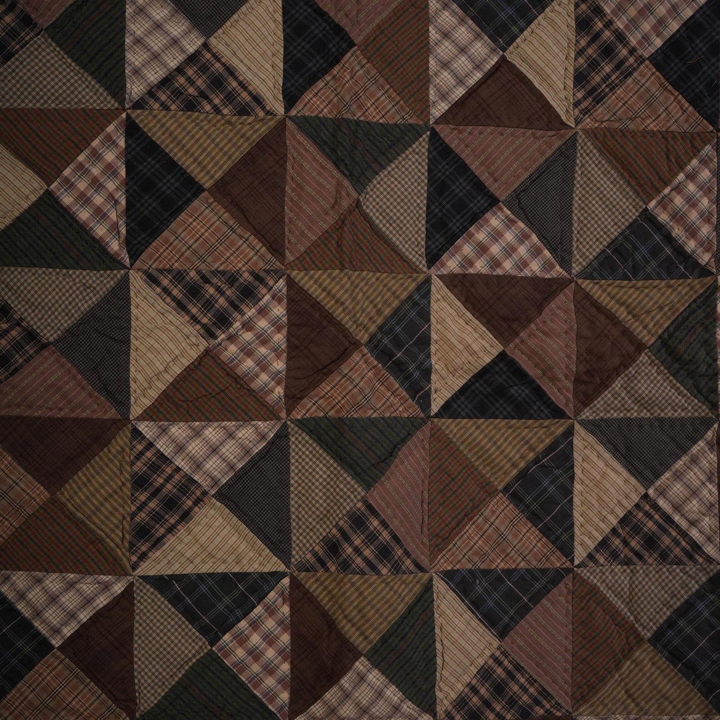Throw Quilt, Wall hanging ,Table Toppers & baby quilt kaleidoscope country Hand Quilted cotton quilt by Home Heart brands (Made in India)