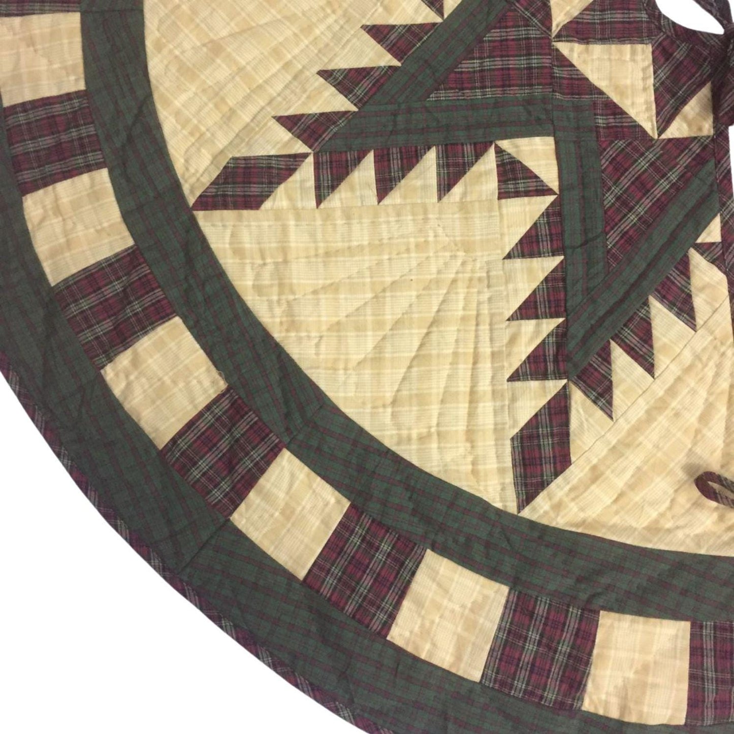 Christmas tree skirt hand made hand quilted Feathered Star plaid thick Double Layer Heirloom Quality by HOME HEART Brands( Made in India)