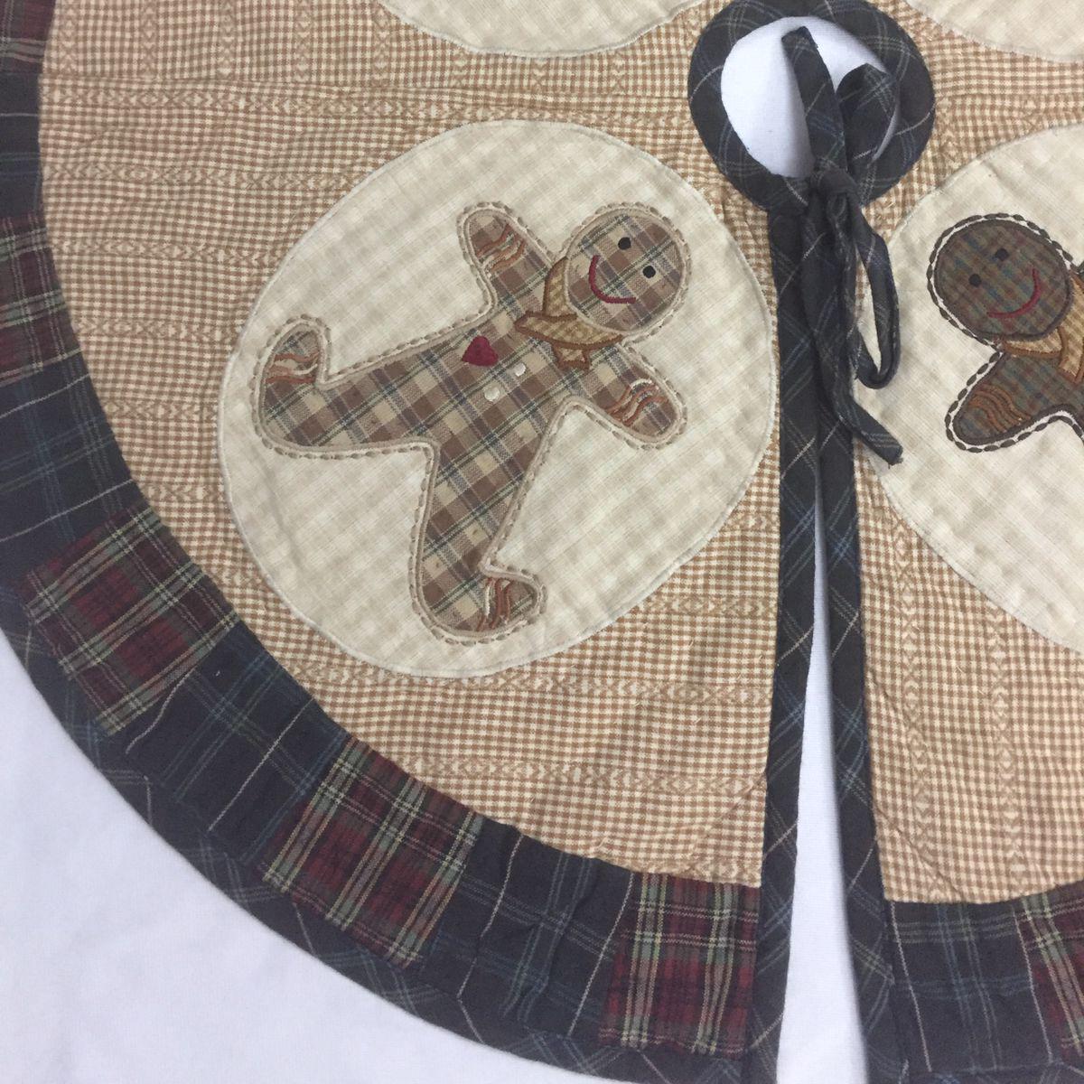 Christmas tree skirt hand made hand quilted patchwork embroidered Ginger bread plaid thick Heirloom by HOME HEART Brands(Made in India)