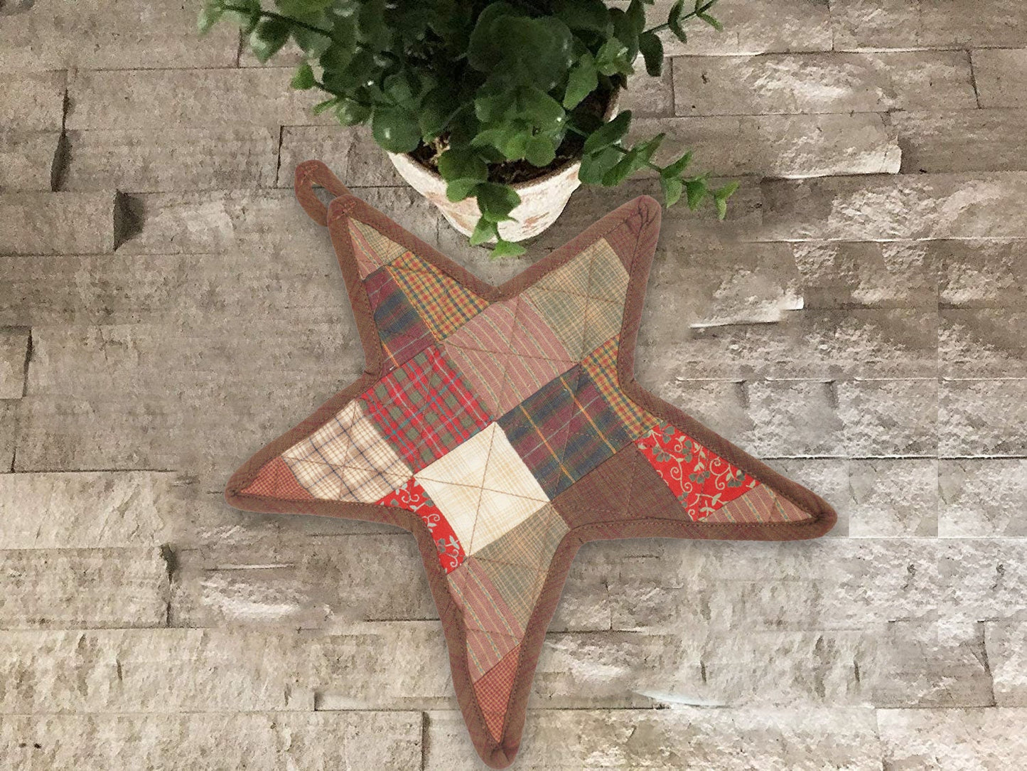 Quilted Trivet/Pot holder/ table topper/ hot pad patchwork mix American star 4 pc 10"x10" Patchwork by Home Heart Brands( Made in India)