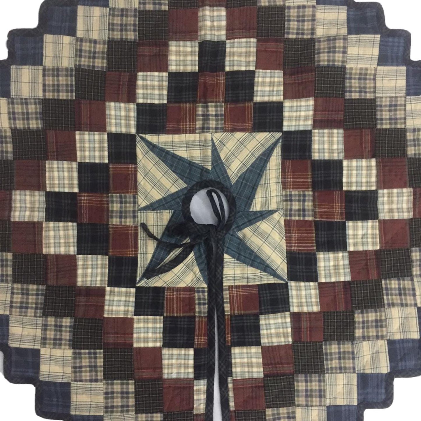 Christmas tree skirt 24" inch hand made hand quilted zigzag border galaxy star plaid Heirloom Quality by HOME HEART Brands( Made in India)
