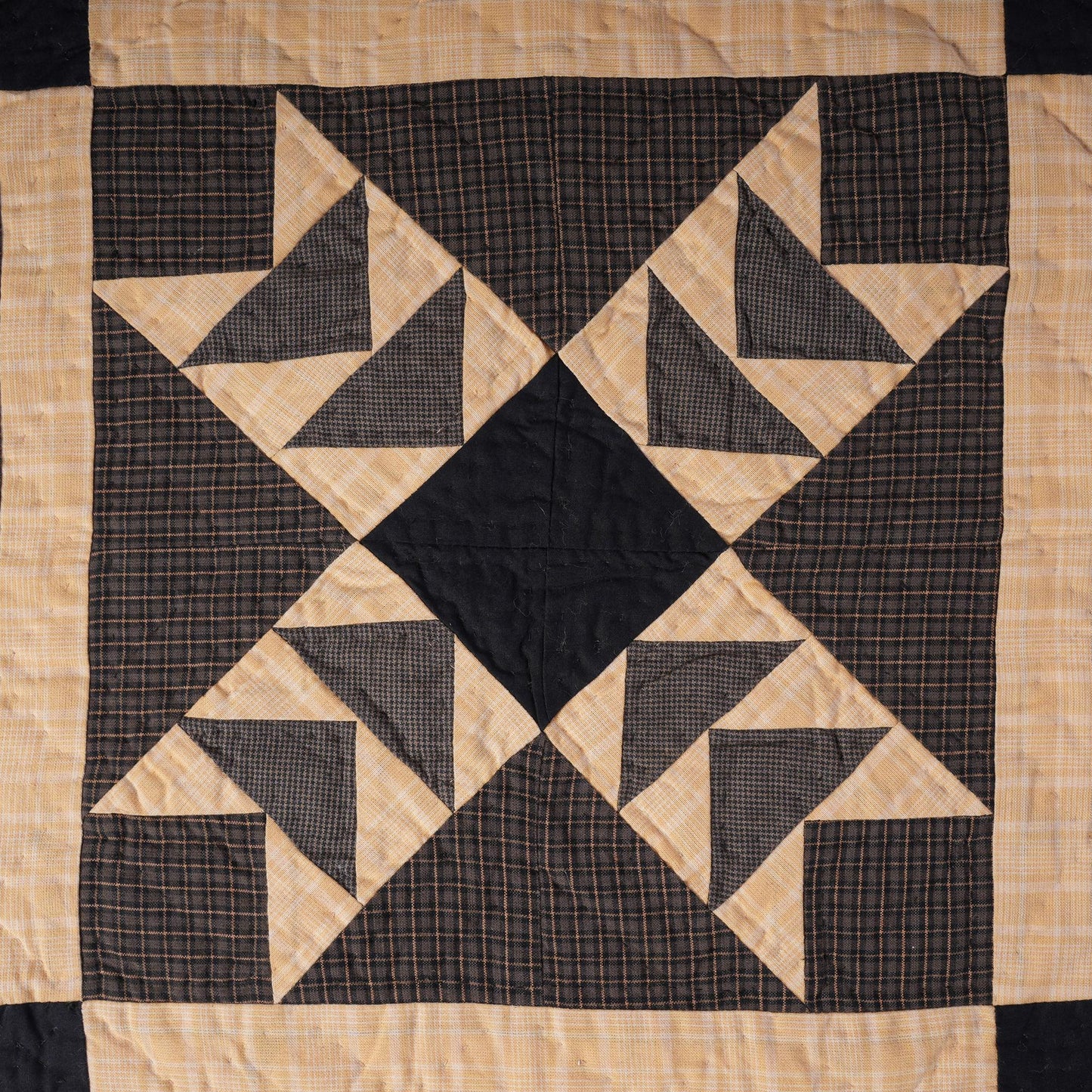 Hand made Hand quilted Wall hanging Quilt,Table Topper 19"x19" Primitive flying geese Black beige plaid by Home Heart brands (Made in India)