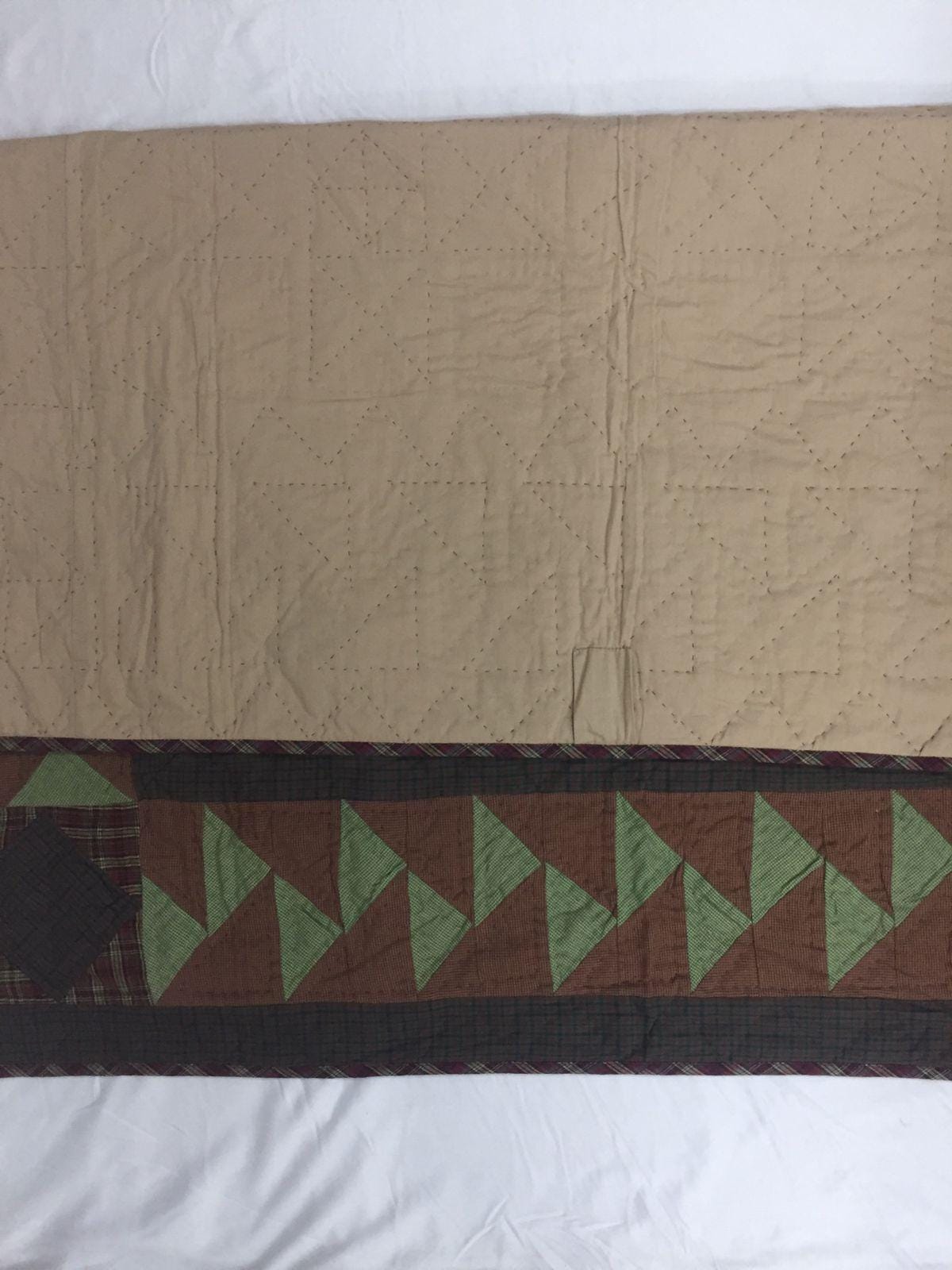Hand made Hand quilted Throw Quilt, Table Toppers 44"x44"  Christmas star patchwork Cotton quilt by Home Heart brands (Made in India)
