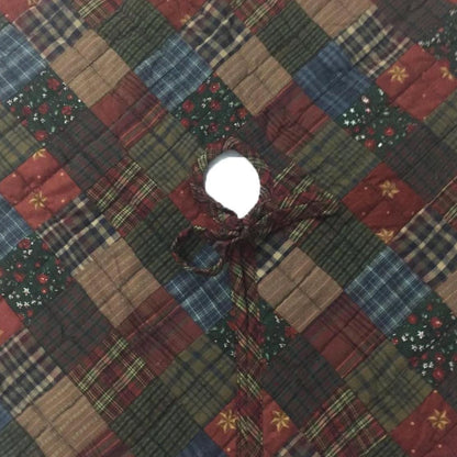 Christmas tree skirt 24 inch patchwork quilted Dazzling star assorted plaid Heirloom Quality tree skirt by HOME HEART Brands( Made in India)