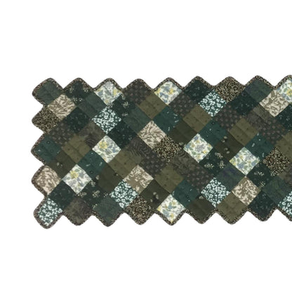 Quilted Table runner zig zag patchwork Table Runner ,table Toppers Green Calico cotton mix floral fabric by HOME HEART Brands(made in INDIA)