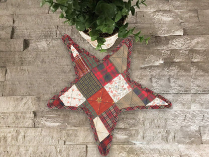 Quilted Trivet/Pot Holder/Table topper/ Christmas mix plaid print American star 10"x10" Patchwork by HOME HEART Brands ( Made in India)
