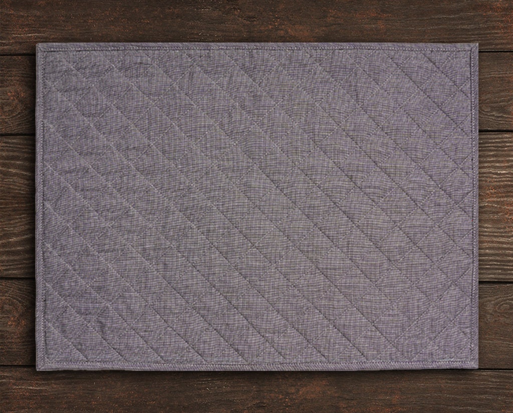 Quilted placemat table mat gray 100% cotton chambray 14"X19" by HOME HEART Brands (made in INDIA)