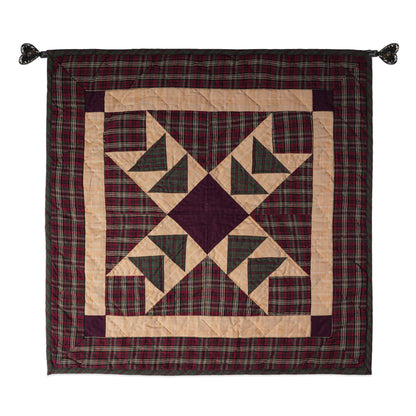 Hand made Hand quilted Wall hanging Quilt, Table Topper 19"x19" Primitive flying geese red green plaid by Home Heart brands (Made in India)