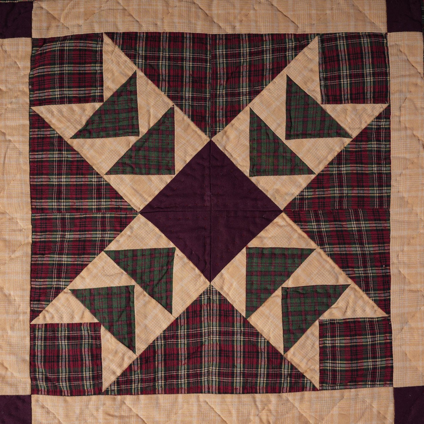 Hand made Hand quilted Wall hanging Quilt, Table Topper 19"x19" Primitive flying geese red green plaid by Home Heart brands (Made in India)