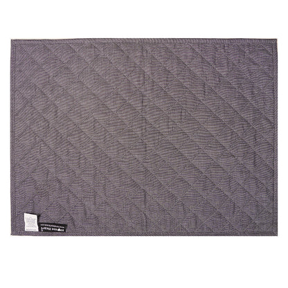 Quilted placemat table mat gray 100% cotton chambray 14"X19" by HOME HEART Brands (made in INDIA)
