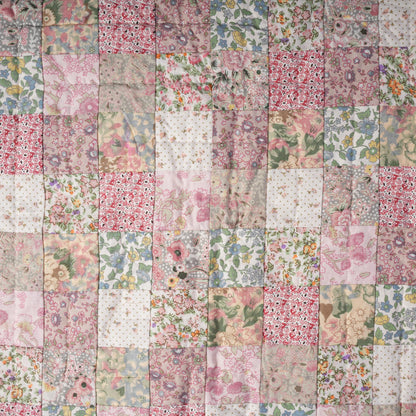Hand made Hand quilted Throw Quilt, Table Topper 20"x20" calico floral quilt by Home Heart brands (Made in India)