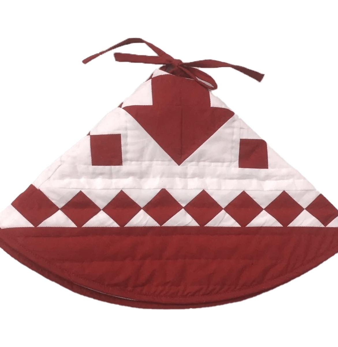 Christmas tree skirt hand made quilted patchwork Red Diamond calico Thick Double Layer Heirloom Quality by HOME HEART Brands(Made in India)