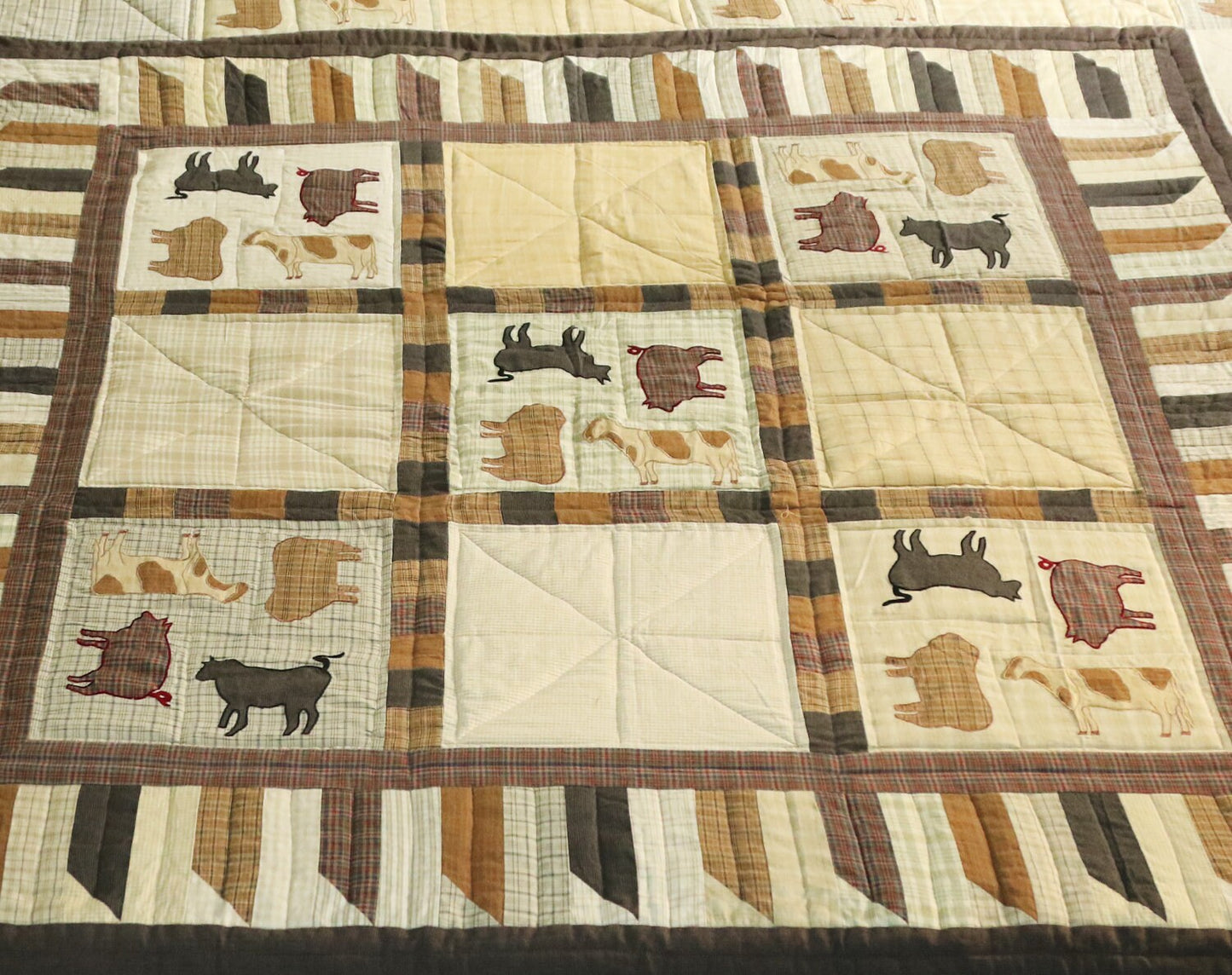 Hand Quilted bedspread quilts primitive farm animal patchwork & embroidered Design Mix Plaid Fabric by HOME HEART Brands (made in INDIA)