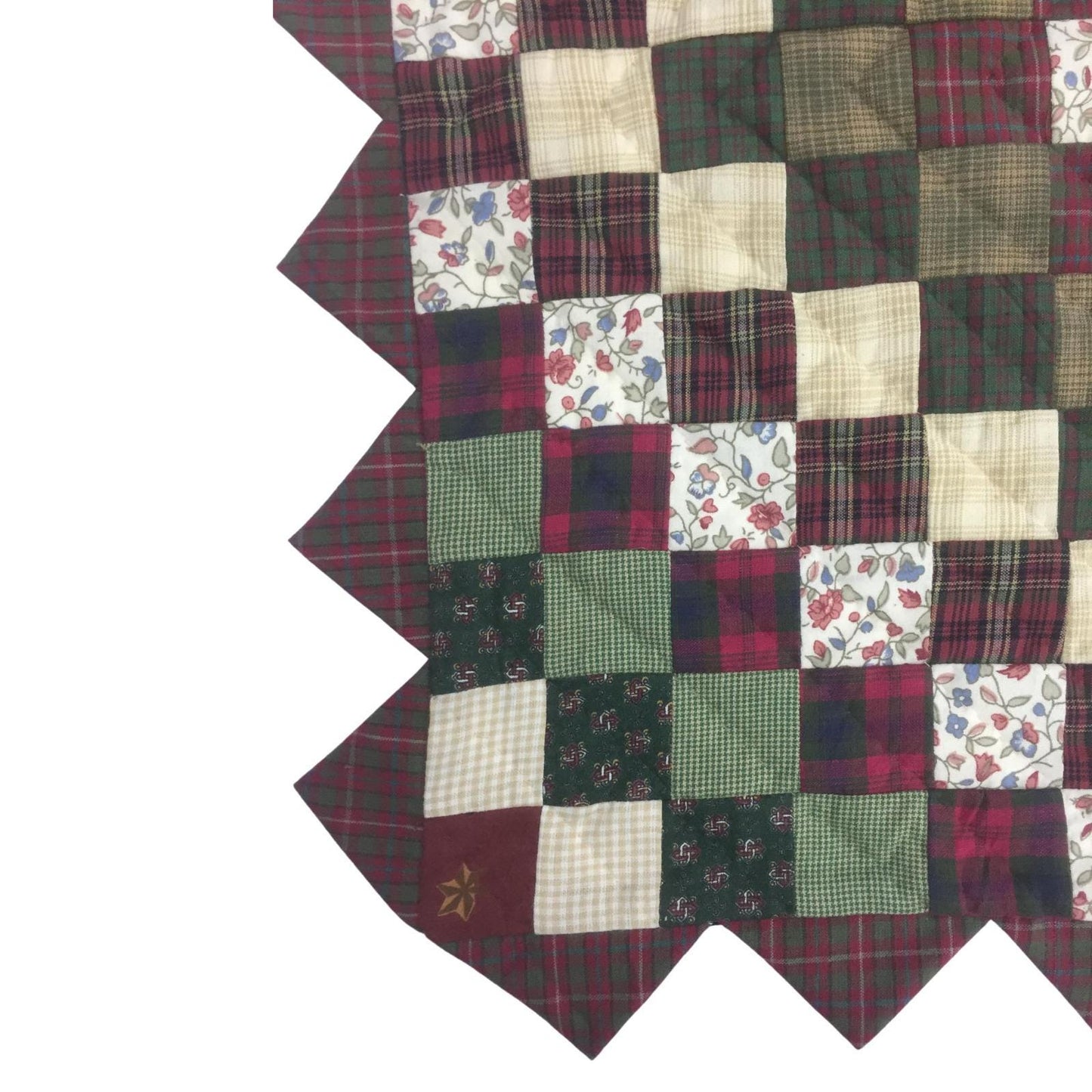 Hand quilted Block Quilt, Table Topper, Throw quilt Winterberry Garden Calico cotton zig zag quilt by Home Heart brands (Made in India)