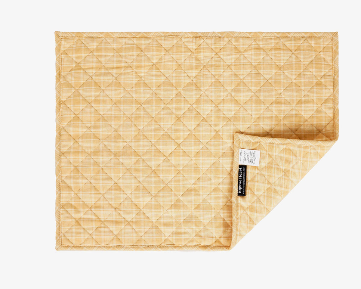 Quilted PLACEMAT beige Country Plaid 14"X19" by HOME HEART Brands/Tablemat