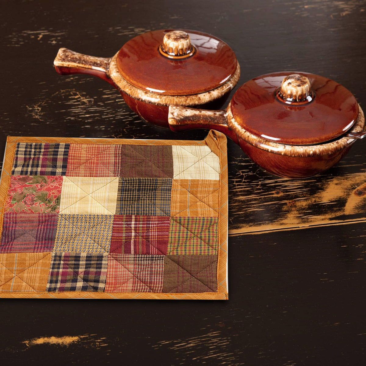 Quilted Pot Holder/Table topper/hot pads patchwork for kitchen fall mix 9"x9" by HOME HEART Brands( Made in India)