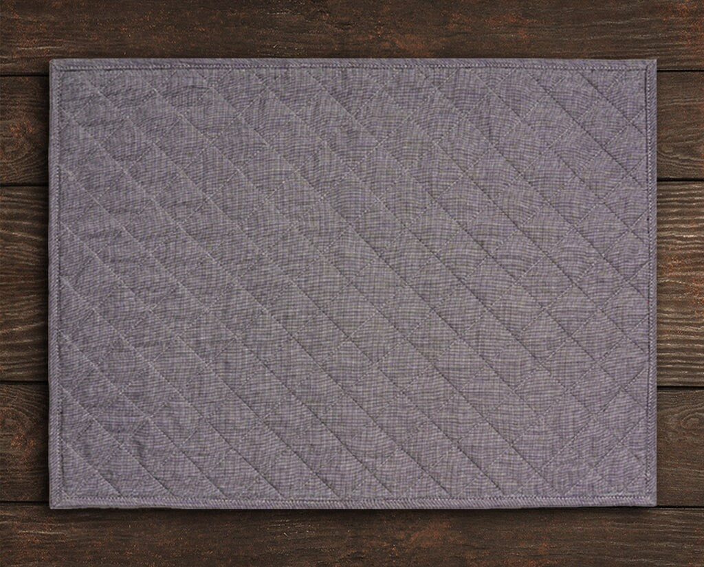 Quilted placemat table mat gray 100% cotton chambray 14"X19" by HOME HEART Brands (made in INDIA)