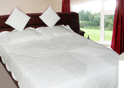 Victorian Lone Star Hand Quilted Patchwork Design off white calico Fabric bedspread quilts by HOME HEART Brands
