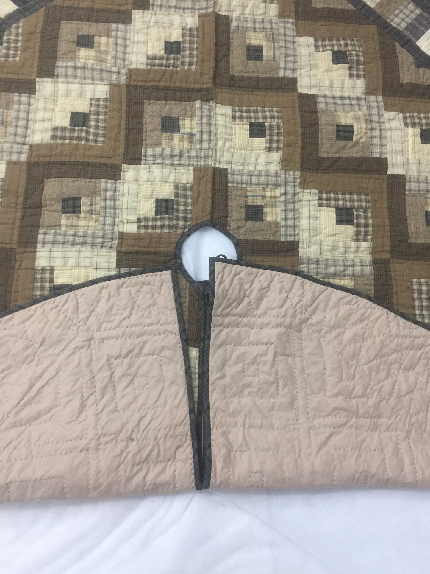 Christmas tree skirt large 62" round hand quilted Country log cabin patchwork Heirloom Quality Thick by HOME HEART Brands (Made in India)