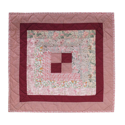 Hand Quilted small quilt 20"x20" table topper,square block, patchwork Mauve floral Log Cabin rod pocket by HOME HEART Brands(Made in India)