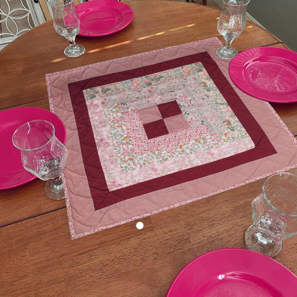 Hand Quilted small quilt 20"x20" table topper,square block, patchwork Mauve floral Log Cabin rod pocket by HOME HEART Brands(Made in India)