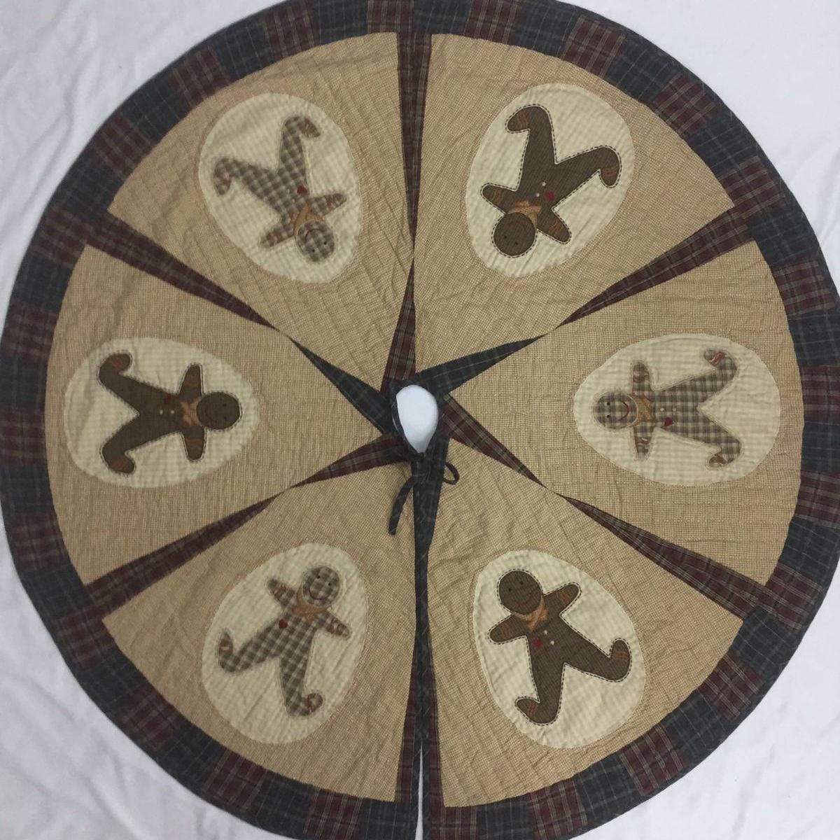 Christmas tree skirt hand made hand quilted patchwork embroidered Ginger bread plaid thick Heirloom by HOME HEART Brands(Made in India)