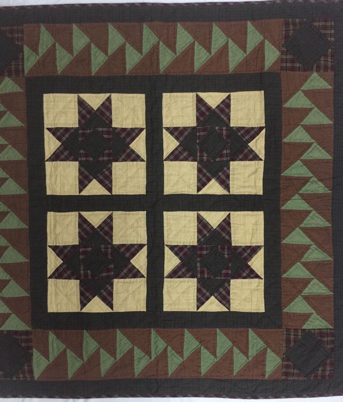 Hand made Hand quilted Throw Quilt, Table Toppers 44"x44" Christmas star patchwork Cotton quilt by Home Heart brands (Made in India)