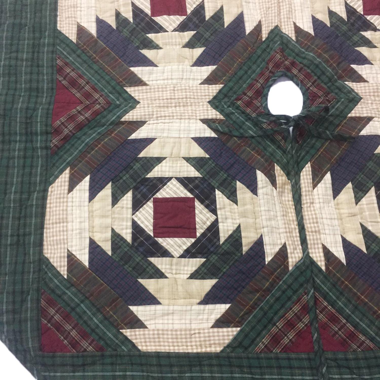 Christmas tree skirt 24" inch hand made hand quilted Pinwheel plaid thick Double Layer Heirloom Quality by HOME HEART Brands( Made in India)