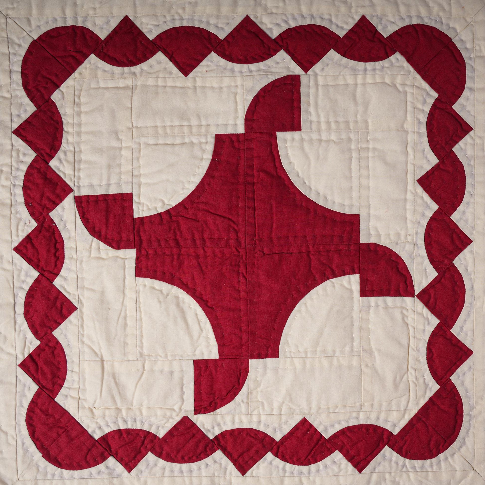Hand made Hand quilted Throw Quilt, Table Topper 20"x20" Red diamond quilt by Home Heart brands (Made in India)