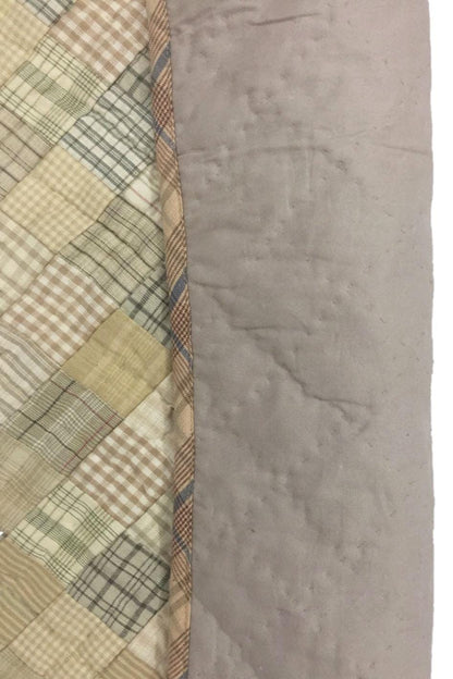 Hand quilted hand made placemats tablemats light square mix country plaid placemat 14"X19" by HOME HEART Brands (Made in India)