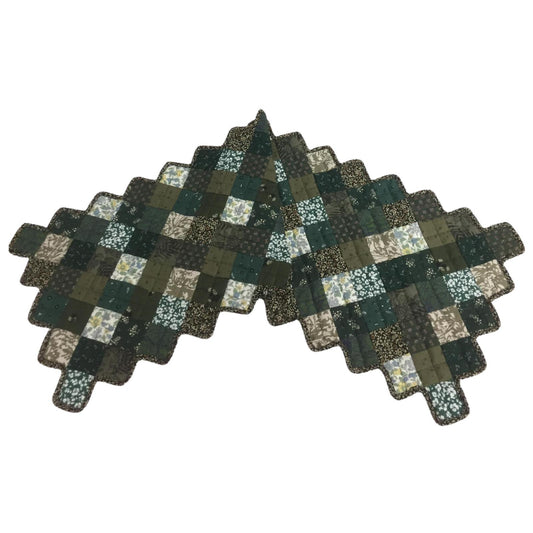 Quilted Table runner zig zag patchwork Table Runner ,table Toppers Green Calico cotton mix floral fabric by HOME HEART Brands(made in INDIA)