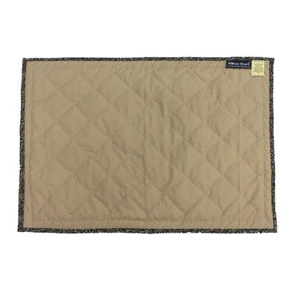 quilted placemats tablemats patchwork Flower Garden, Green white Calico multi floral print 14"X19" by HOME HEART Brands (Made in India)