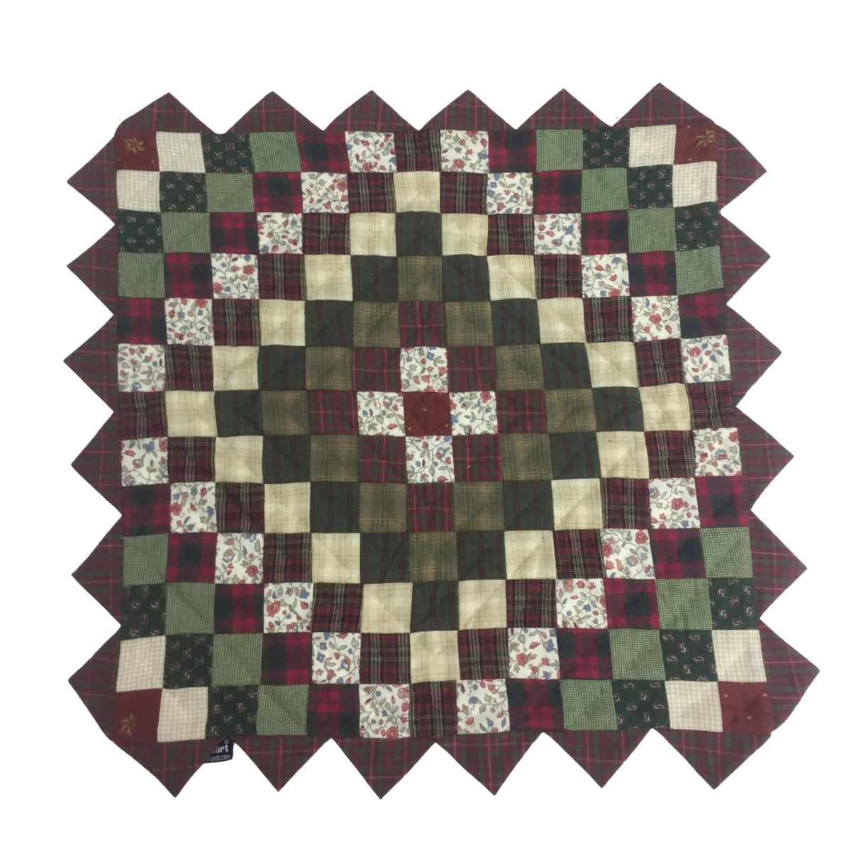 Hand quilted Block Quilt, Table Topper, Throw quilt Winterberry Garden Calico cotton zig zag quilt by Home Heart brands (Made in India)
