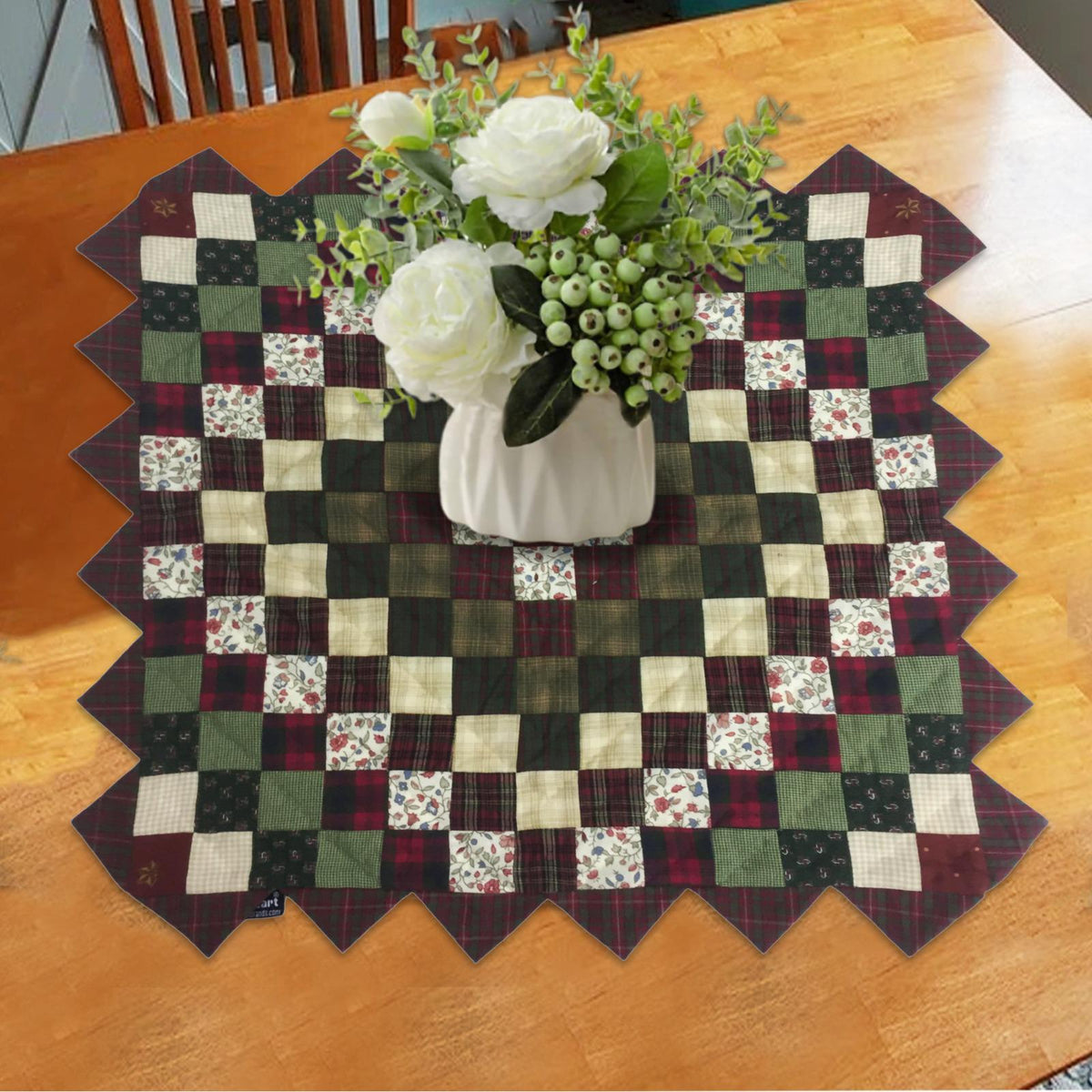 Hand quilted Block Quilt, Table Topper, Throw quilt Winterberry Garden Calico cotton zig zag quilt by Home Heart brands (Made in India)