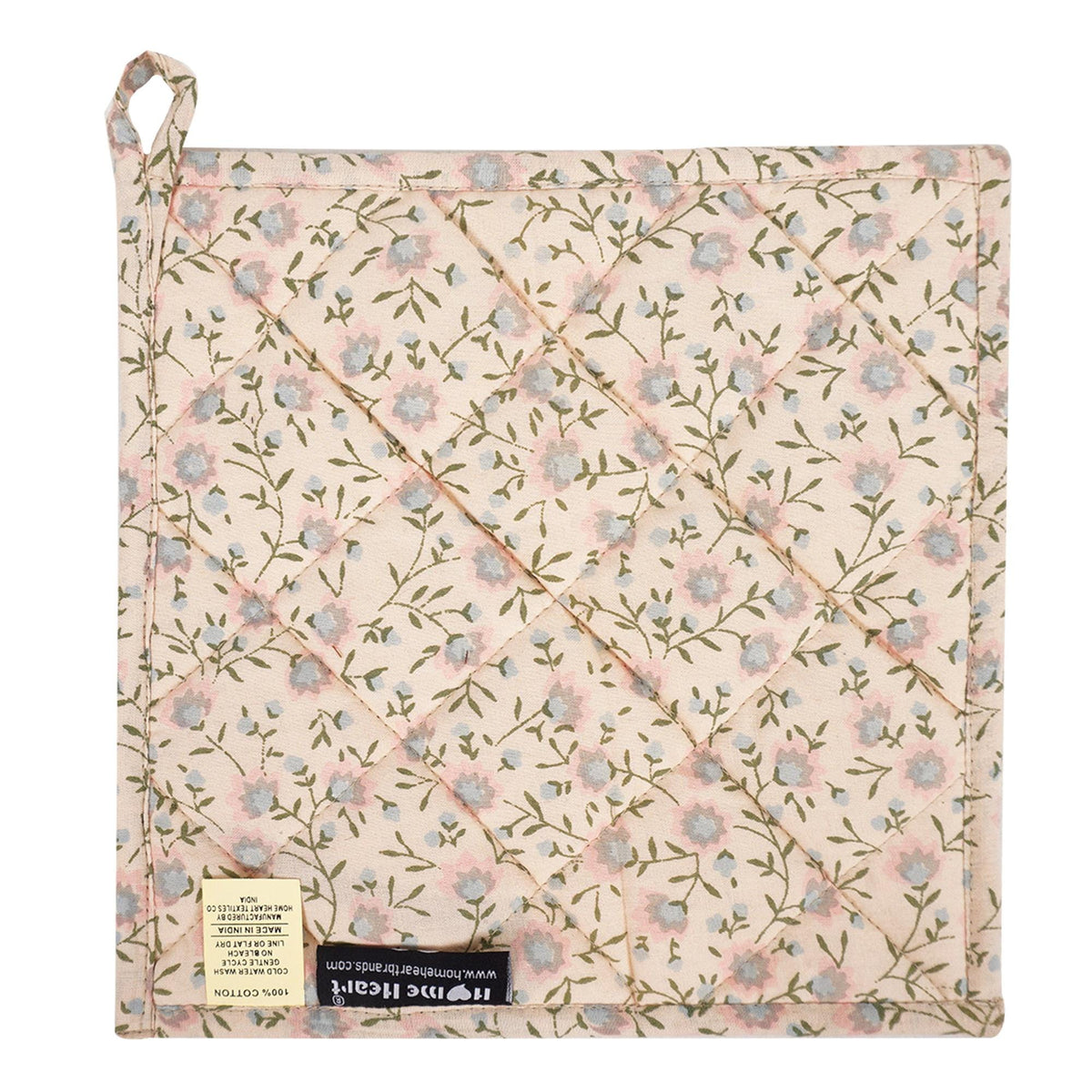 Quilted Potholder/Table topper/hot pads patchwork for kitchen Calico Garden Country floral Potholder by HOME HEART Brands( Made in India)